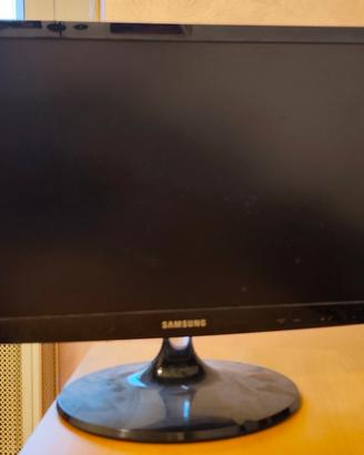 Monitor TV Samsung, 21.5 pollici, Full HD