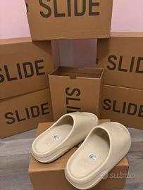 adidas originals Yeezy Slide n.44.5