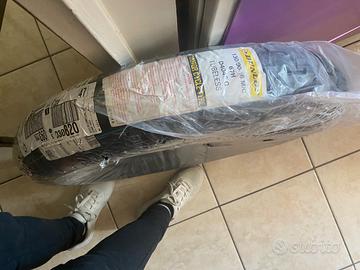 Gomma anteriore moto