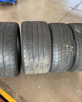 Pneumatici 245 35 20 - 305 30 20 Bridgestone