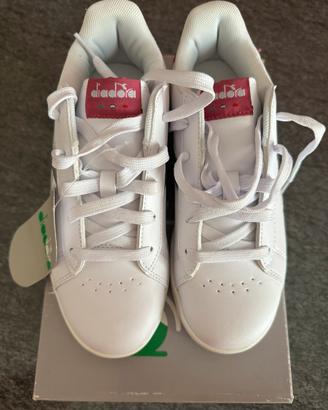 Scarpe diadora da donna