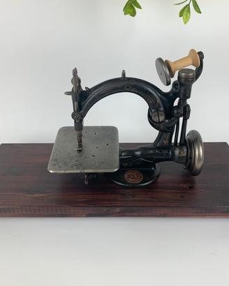 Macchina da Cucire Antica Willcox & Gibbs 1887