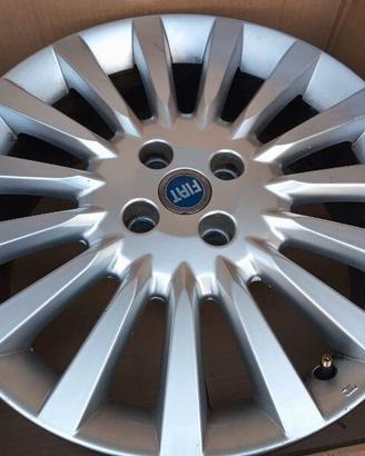 Cerchi in lega 17" originali FIAT GRANDE PUNTO
