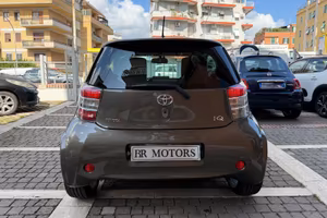 Toyota Iq 1.3 automatica