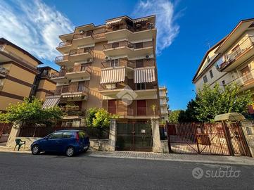 3 LOCALI A AVERSA