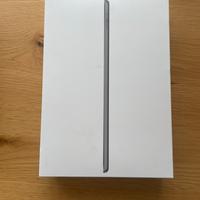 iPad 9th gen- Apple pencil 1- Smart folio keyboard