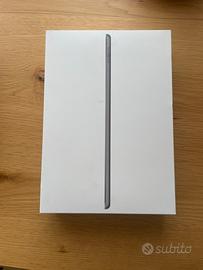 iPad 9th gen- Apple pencil 1- Smart folio keyboard