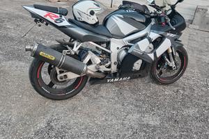 Yamaha yzf r6