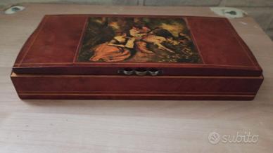 Porta carte da gioco intarziato