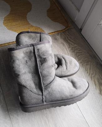 Ugg originali size W6