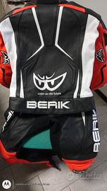 tuta  moto divisibile come nuova taglia 54