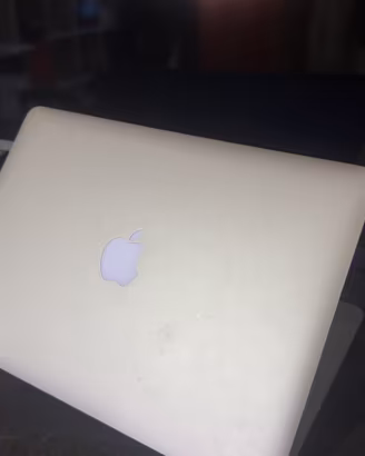 MacBook Air 13  Batteria con 70 cicli