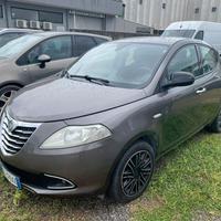 Lancia Ypsilon 1.2 Gold 69cv COMMERCIANTI