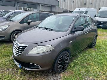Lancia Ypsilon 1.2 Gold 69cv COMMERCIANTI