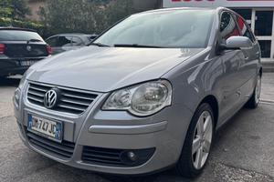 Volkswagen Polo 1.4/80CV TDI 5p. Sportline