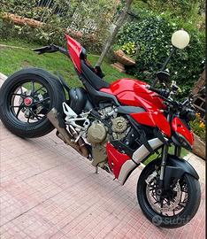 Ducati Streetfighter V4 - 2021