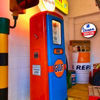 Distributore pompa di benzina