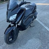YAMAHA X Max 250