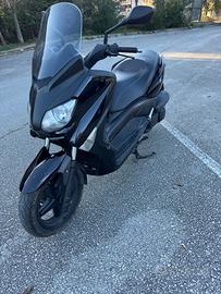 YAMAHA X Max 250