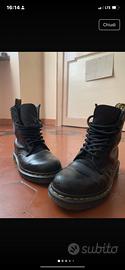 Scarpe Dr. Martens originali nere lucide