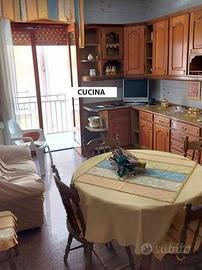 Appartamento a Gela, 5 vani al 1º piano