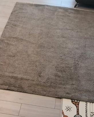 Tappeto grigio
