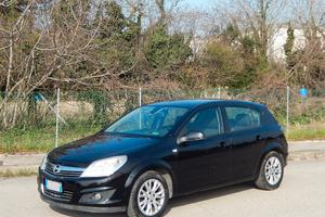 OPEL ASTRA 1.4 impianto GPL - anche NEOPATENTATI