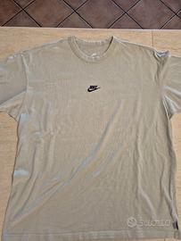 T-shirt grigia Nike taglia L