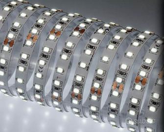 NOBILE ILLUMINAZIONE STRISCIA LED INDOOR STRIP LED