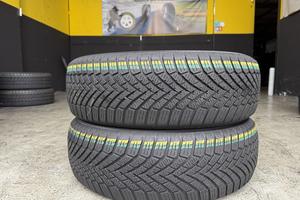 2 Gomme 215/65R17 Yokohama Invernali 85% residui