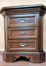 Comodino in massello 