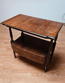 Tavolino comodino portaoggetti