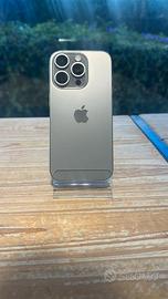 iPhone 15 Pro 256 titanio naturale Ex-Demo
