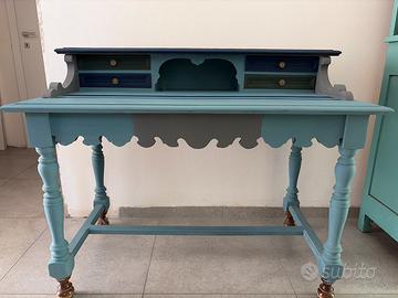 Scrivania vintage shabby chic azzurra in legno