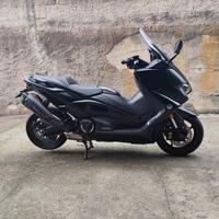 Yamaha Tmax 560 
