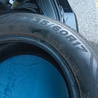 4 gomme 235/ 60/R17