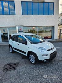 Fiat Panda 1.0 hybrid km0