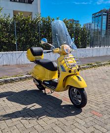 PIAGGIO VESPA GTS 250 
