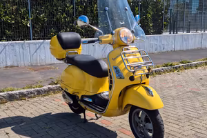 PIAGGIO VESPA GTS 250 