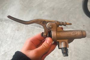 pompa freno davanti beta