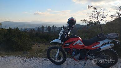 Dual Sport (2020) – Solo 8.500 km – Full Optional
