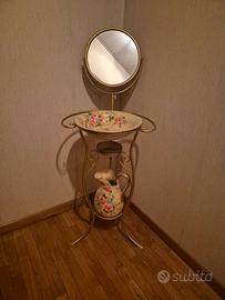 Set da toeletta in ceramica e ferro battuto