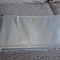 scaffale in metallo e tessuto 