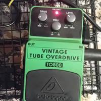 Vintage Tube Overdrive TO800 Behringer