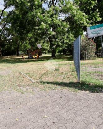 3 LOCALI A REGGIO NELL'EMILIA