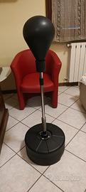 Punching ball ad altezza regolabile 