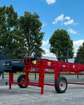 Trasportatore per legna