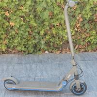 Monopattino elettrico Ninebot