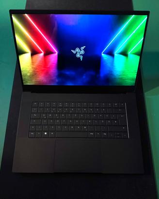 Razer blade 15 OLED 240Hz -i9- 12900H - RTX 3070TI