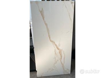 Piastrella in gres 60x120 effetto marmo levigato